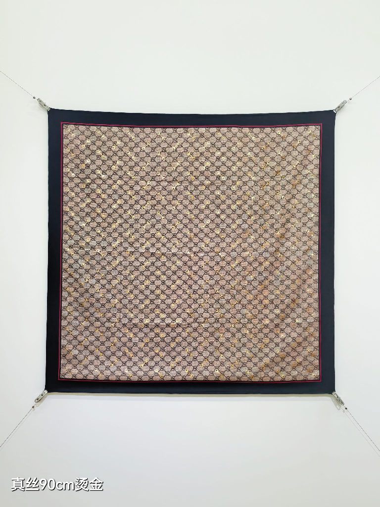 Gucci Double-Sided Silk Scarf-086