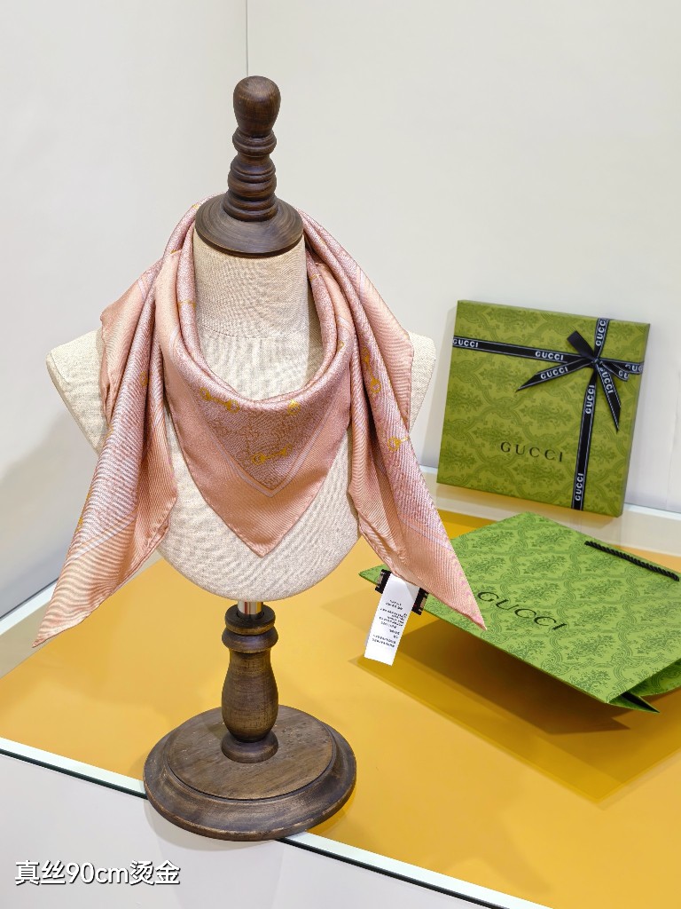 Gucci Double-Sided Silk Scarf-079