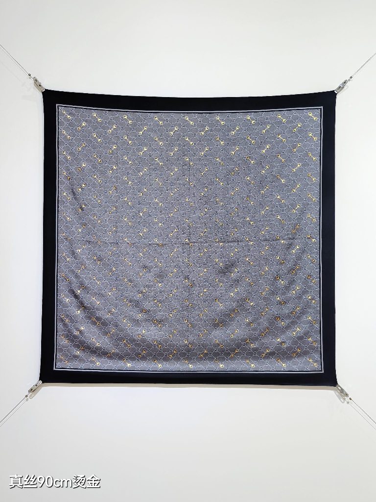 Gucci Double-Sided Silk Scarf-068