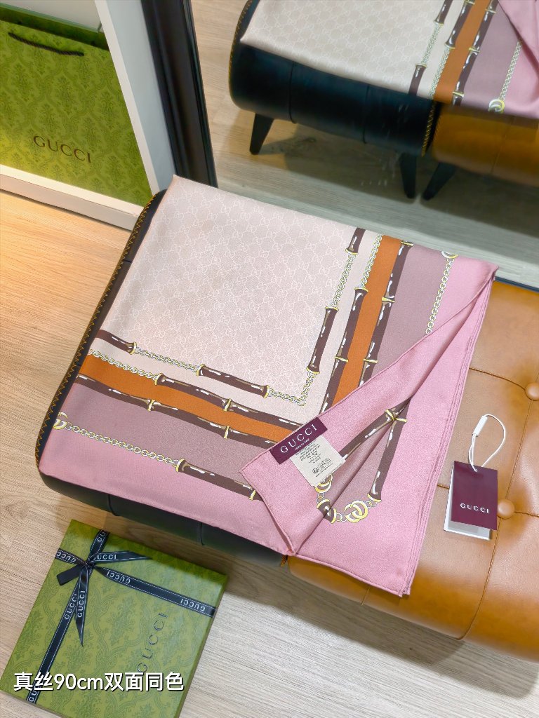 Gucci Double-Sided Silk Scarf-051