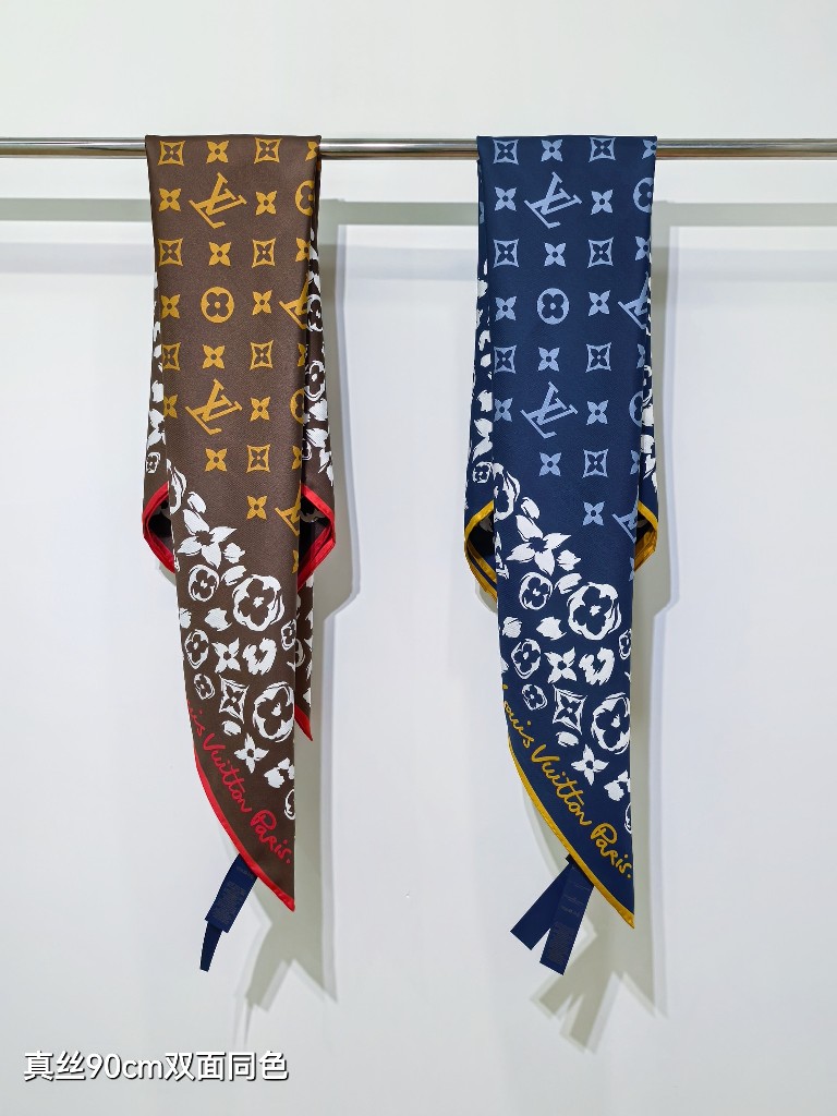 LV Double-Sided Silk Scarf-132