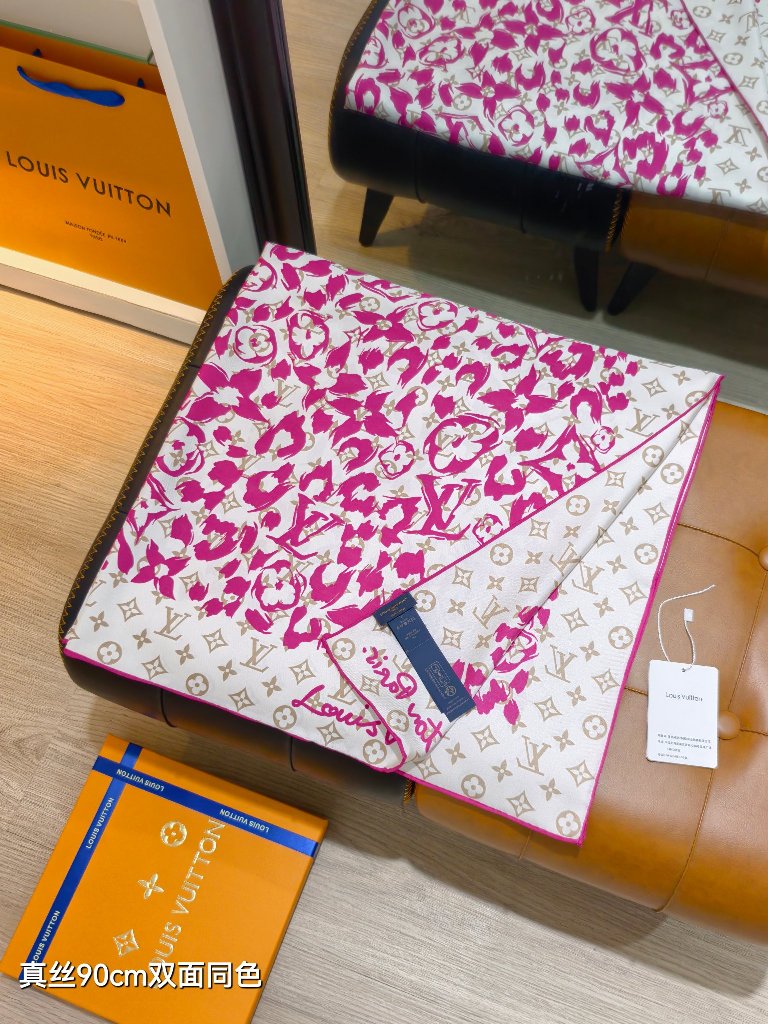 LV Double-Sided Silk Scarf-070