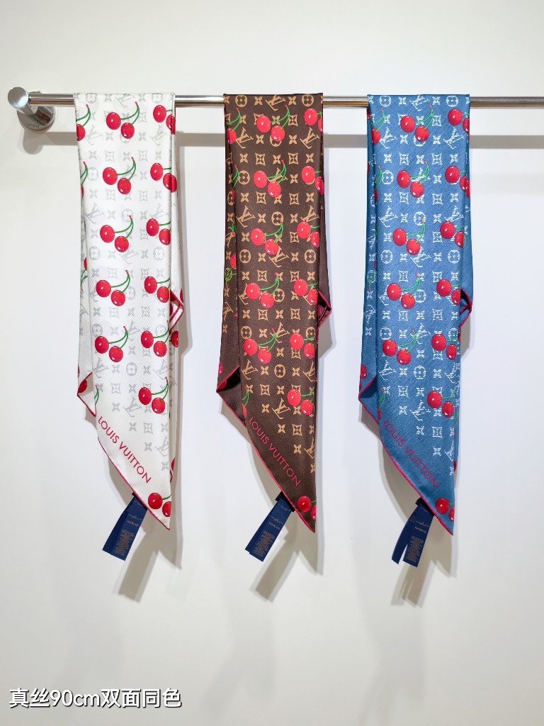 LV Double-Sided Silk Scarf-046