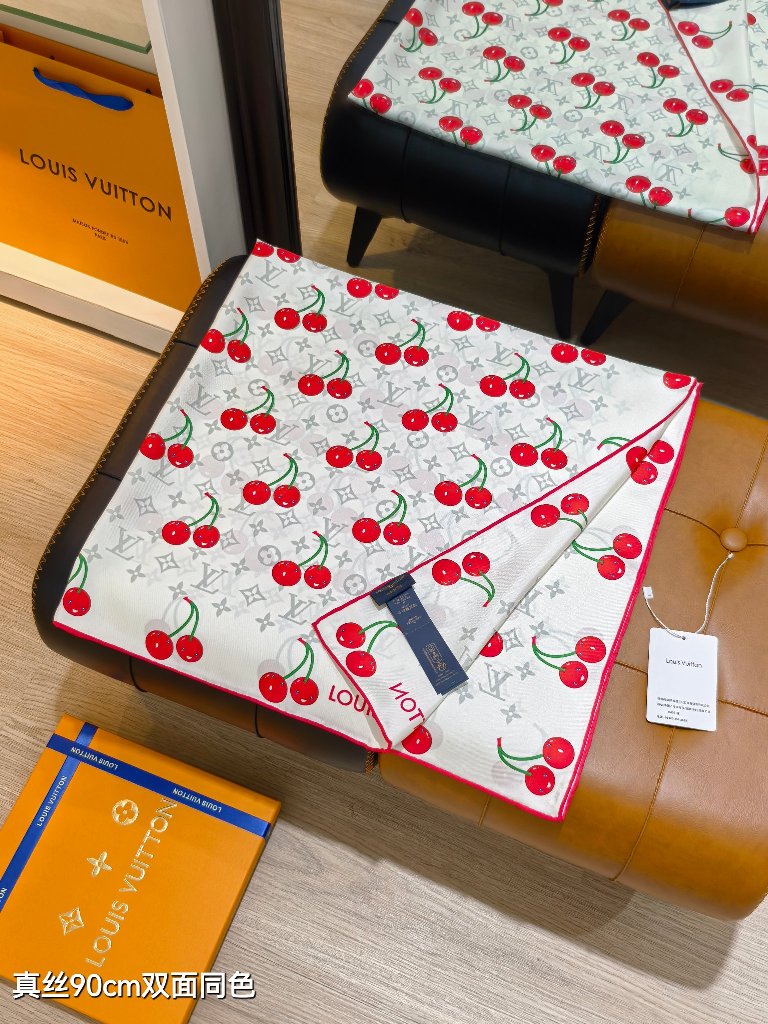 LV Double-Sided Silk Scarf-039
