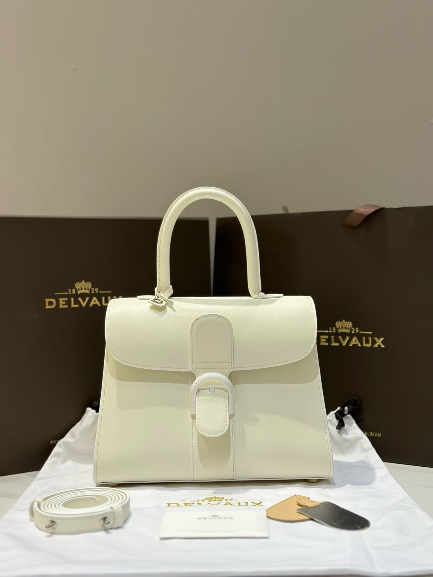 DELVAUX Brillant 28cm-Box Handbags-4